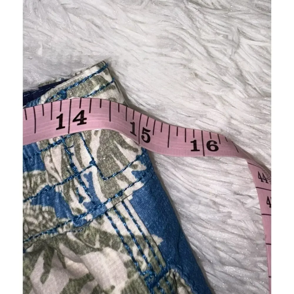 Vintage Tommy Bahama Men’s S Tropical Design Cargo Swim Trunks. Great Pair